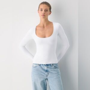 Aritzia White Long Sleeve Contour Top